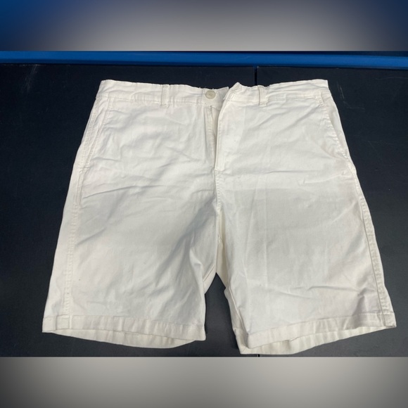 Saks Fifth Avenue Other - Saks Fifth Avenue Cream Shorts